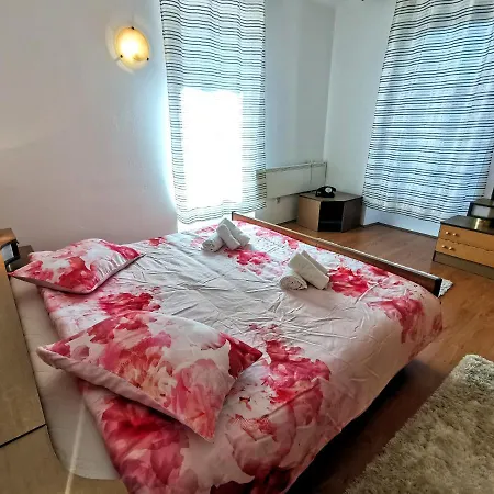 Apartment Parun Pula