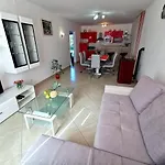 Parun Apartman *